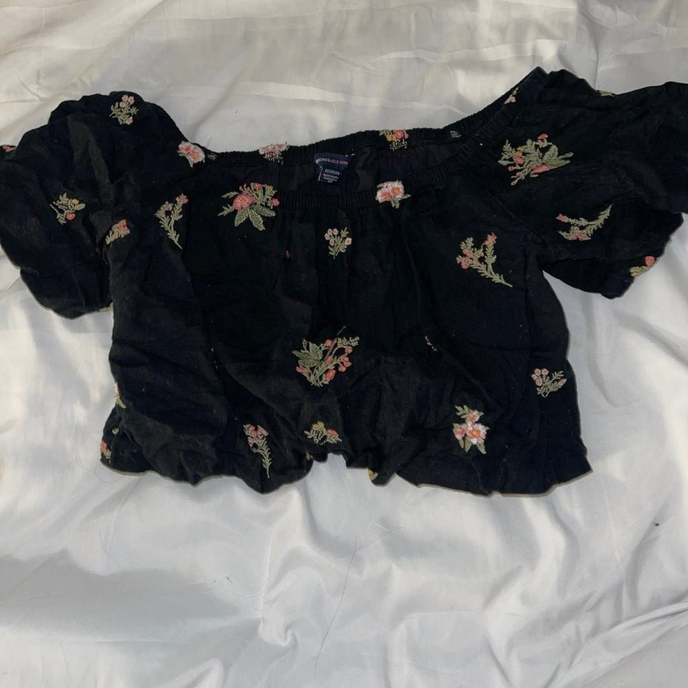 American eagle top